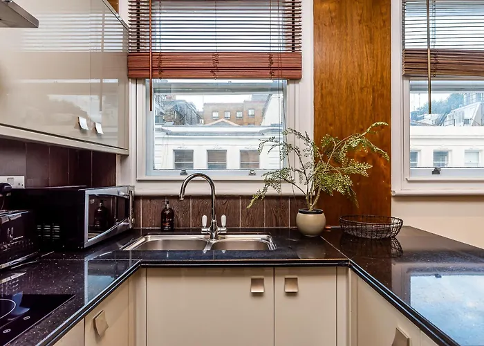 Museum Stay - Central London